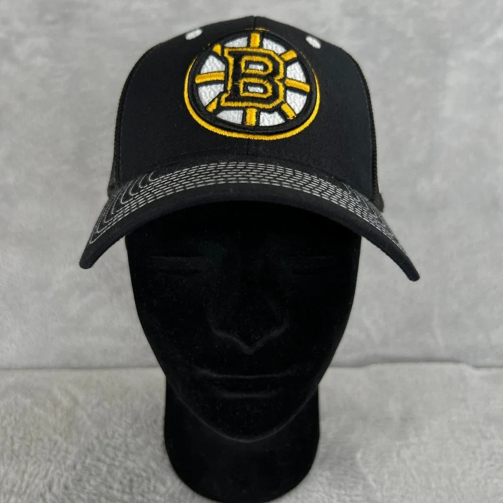 Zephyr Boston Bruins Huge Logo Hat M/L Black Z-Fit Mesh Back NHL Hockey Fitted
